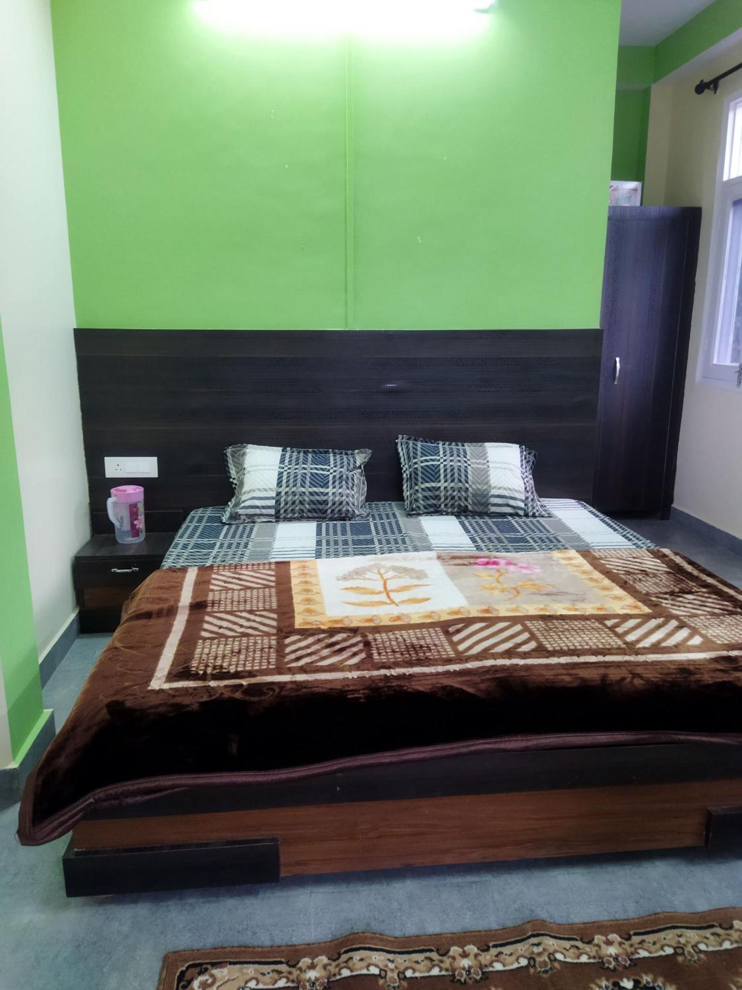Tree Valley Homestay Chail Exterior photo