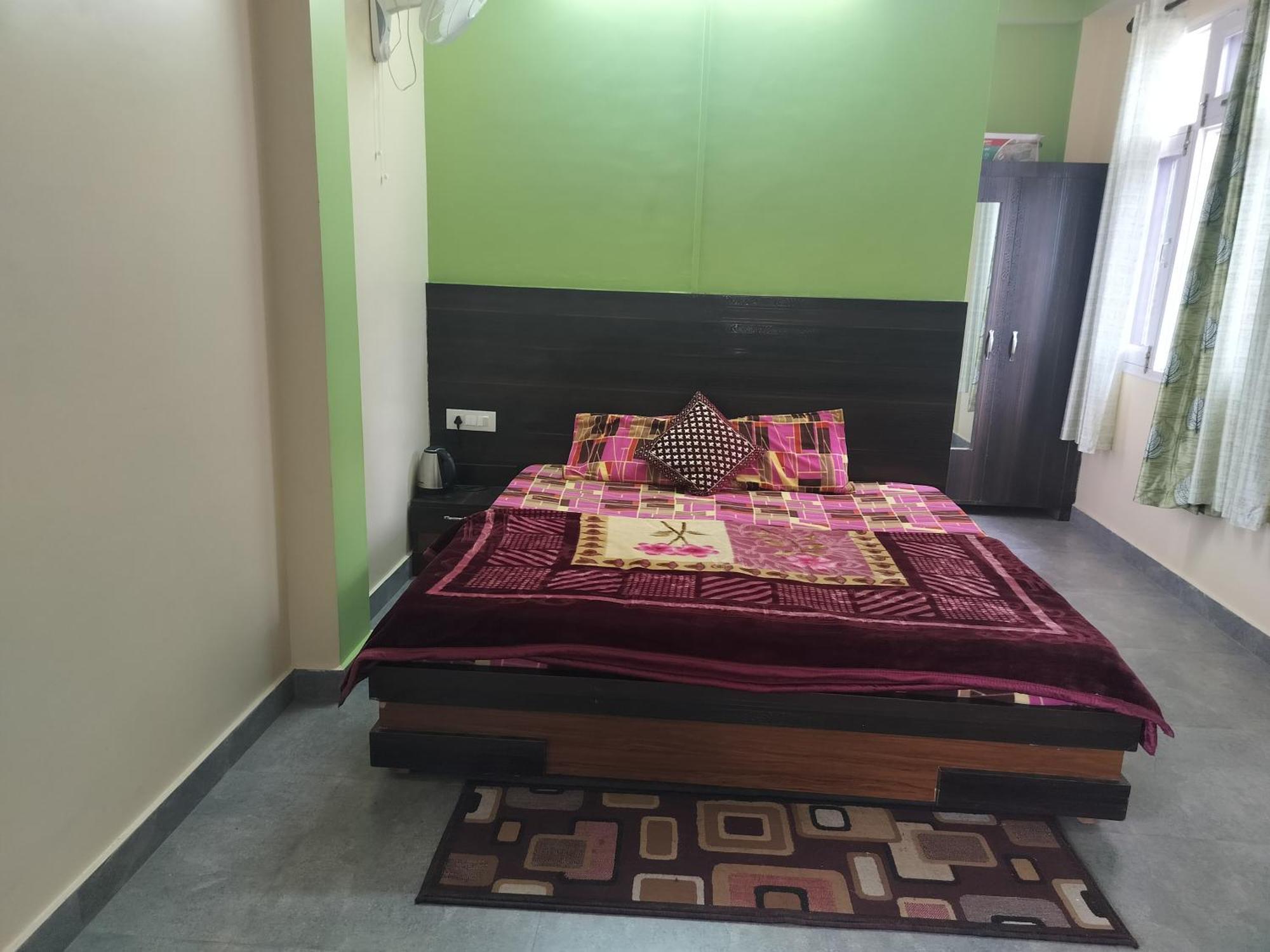 Tree Valley Homestay Chail Exterior photo
